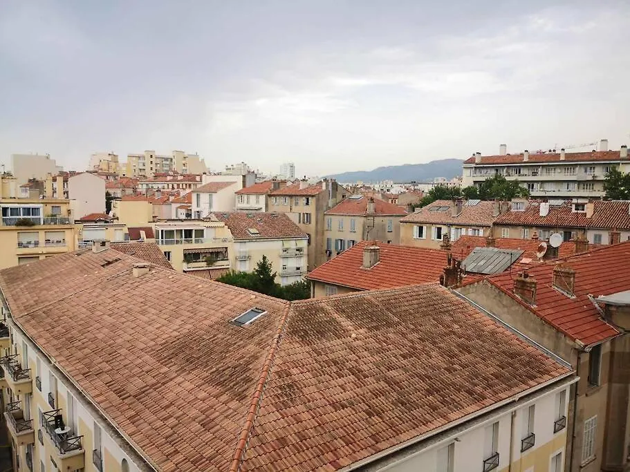Chambre Privee Dans Un Appartement Pour 1 Personne Tolone Francia